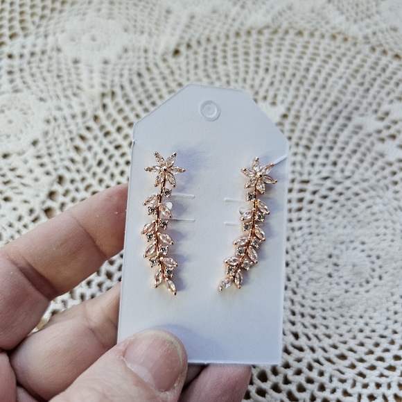 Vine Climber Earrings for Women - Rose Tone New - Picture 3 of 6